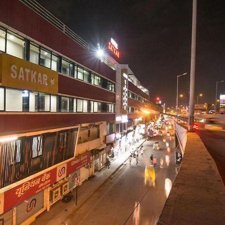 Hotel Satkar Surat Luaran gambar