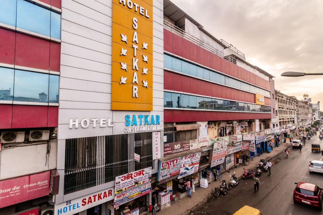 Hotel Satkar Surat Luaran gambar