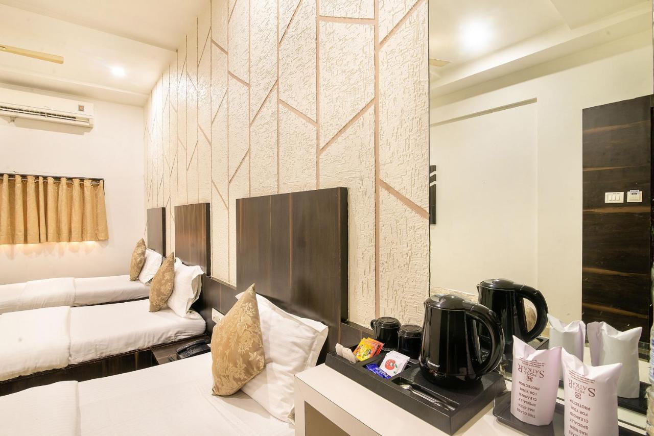 Hotel Satkar Surat Luaran gambar